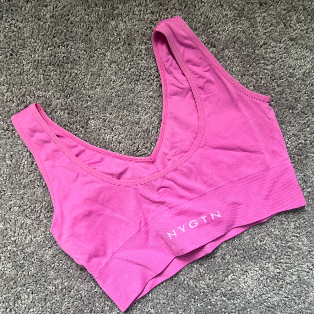 NVGTN Pink Set (Leggings and Bra)  Active Comfort